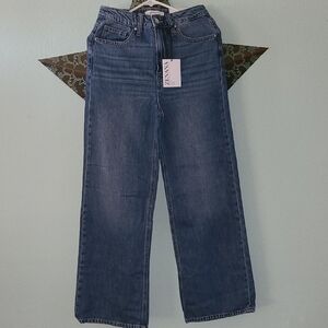 Zenana Outfitters Women's Straight Leg Blue Jeans